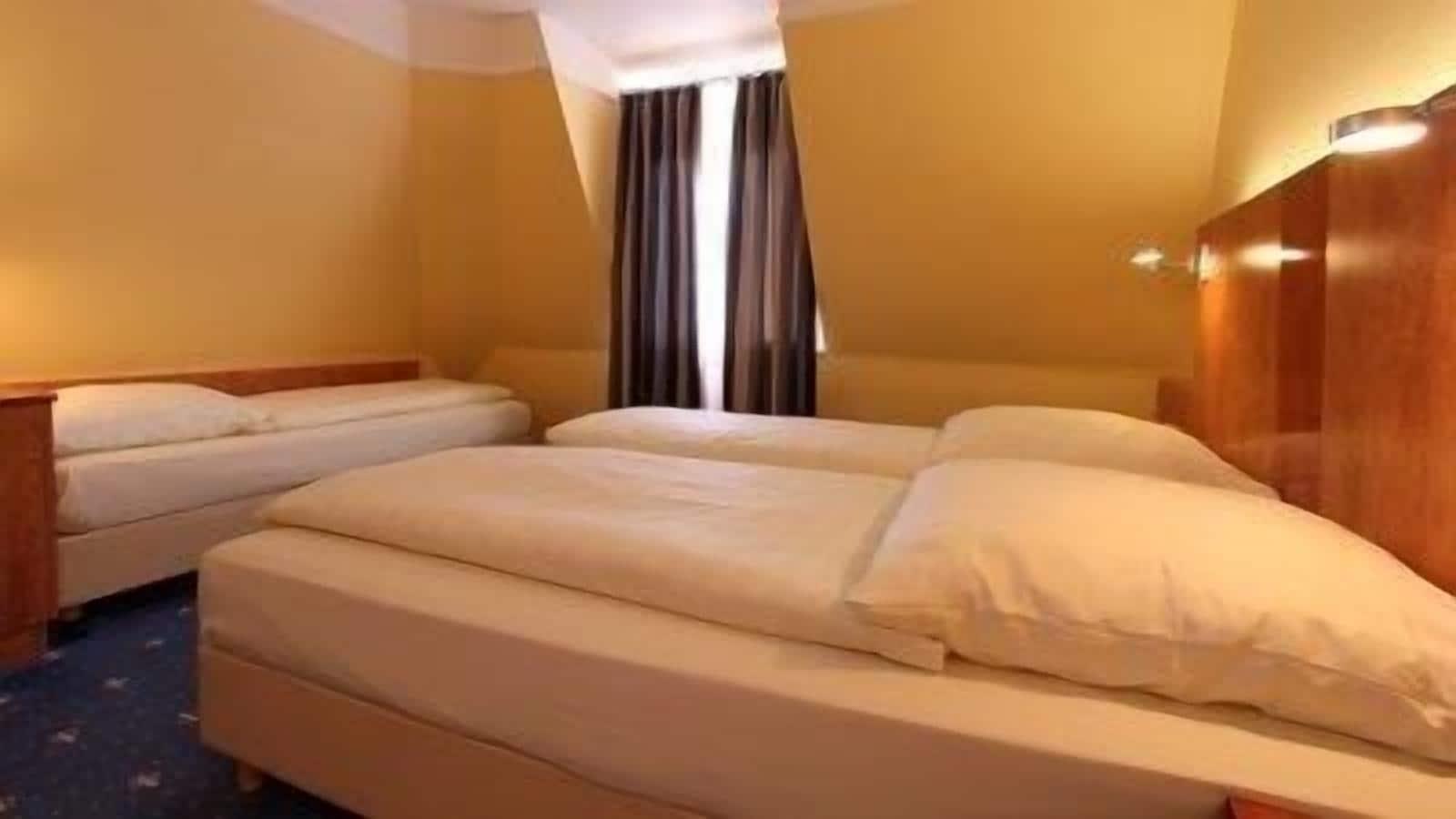 Aparthotel Astro - Nichtraucherhotel Штутгарт Екстер'єр фото