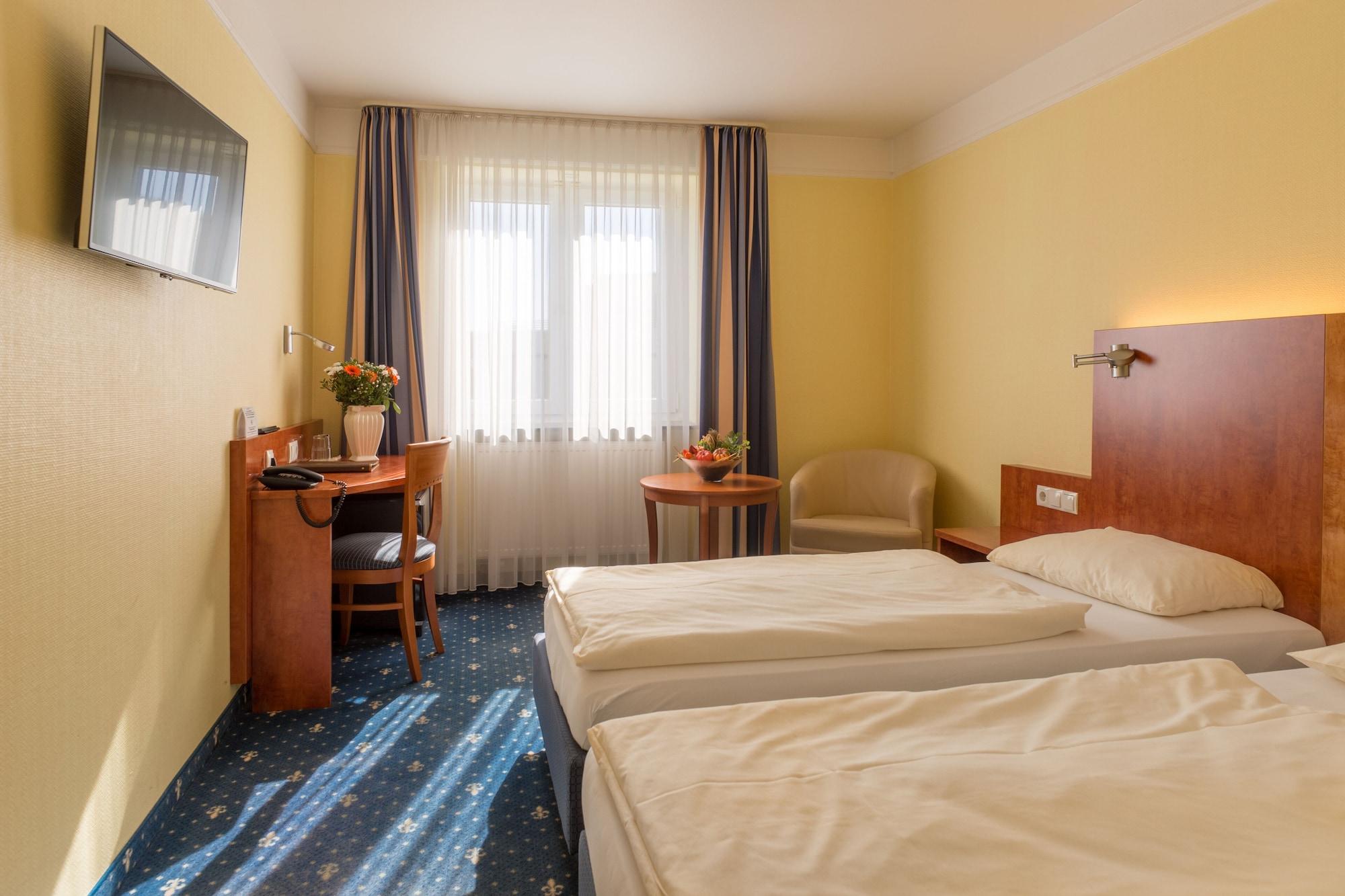 Aparthotel Astro - Nichtraucherhotel Штутгарт Екстер'єр фото