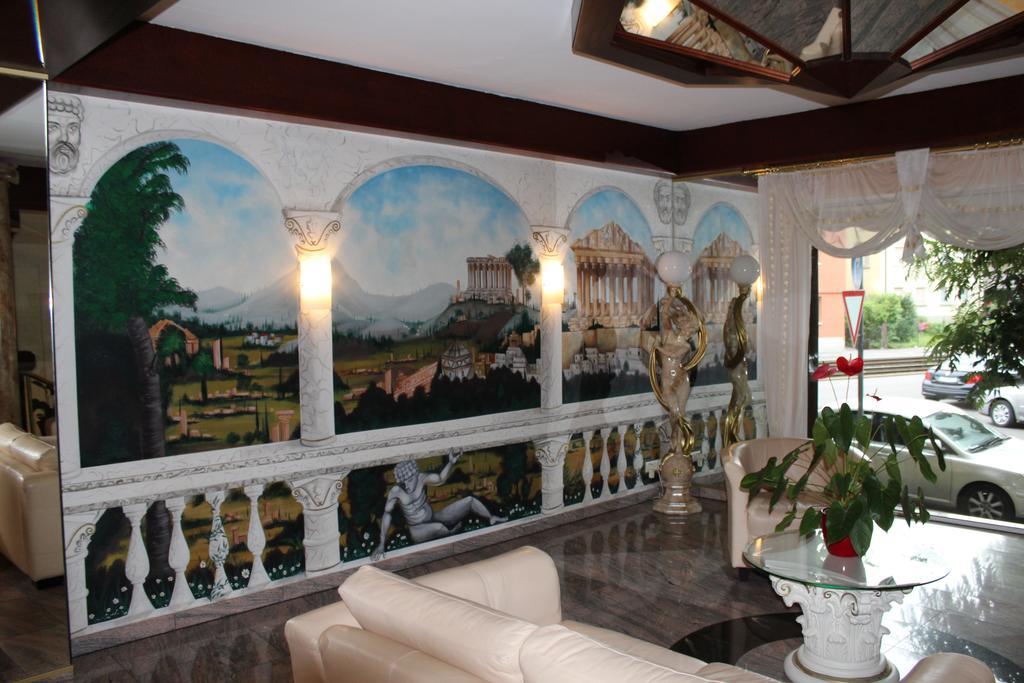 Aparthotel Astro - Nichtraucherhotel Штутгарт Екстер'єр фото